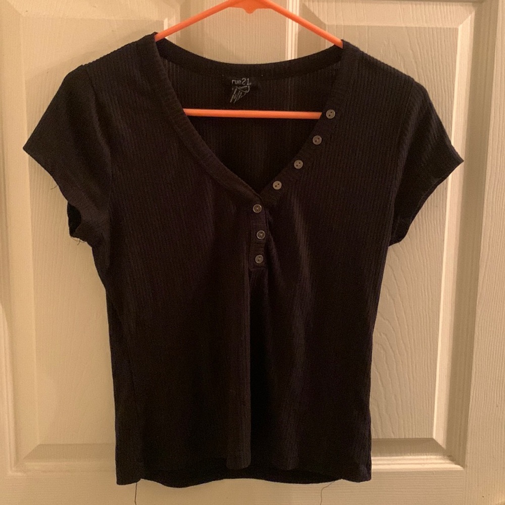 Rue 21 size large dress shirt
